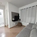 Apartamento prox a Saul Elkind com estacionamento